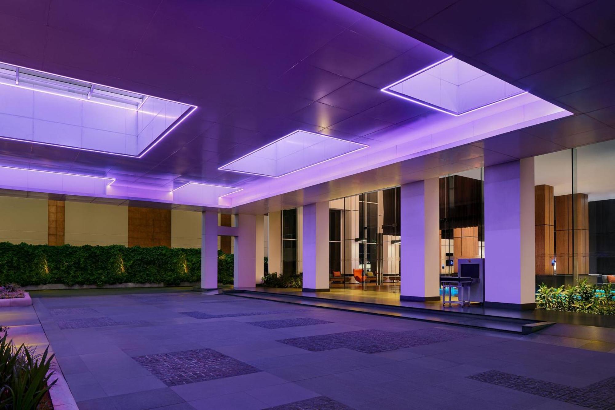 Aloft South Джакарта Экстерьер фото